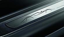 Einstiegsleiste mit Aluminiumeinlage im Style-Paket 100 Jahre Audi. Foto: Auto-Reporter/Audi